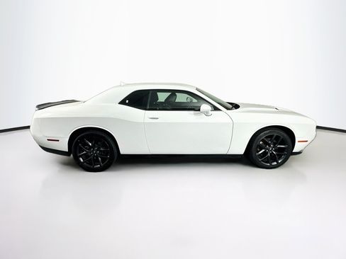 Used 2022 Dodge Challenger SXT w/ Plus Package RWD image 10