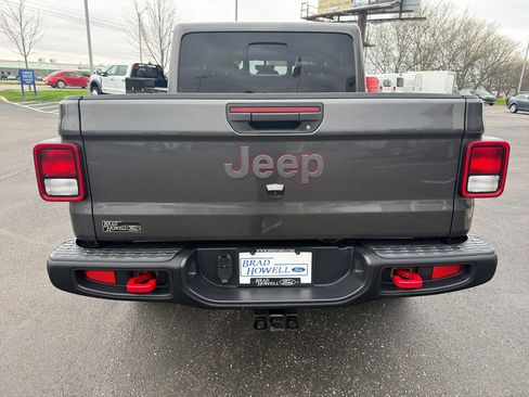 Used 2022 Jeep Gladiator Rubicon w/ Cold Weather Group image 7