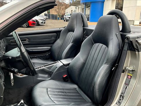 Used 2003 Mercedes-Benz SLK 32 AMG image 23