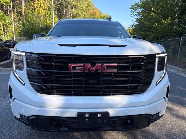 Used 2026 GMC Sierra 1500 Elevation w/ Elevation Premium Package AWD/4WD image 10