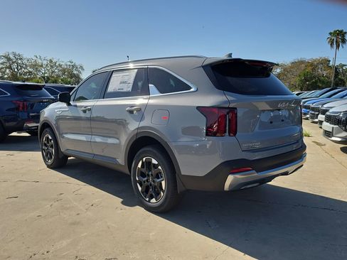 New 2026 Kia Sorento S image 6