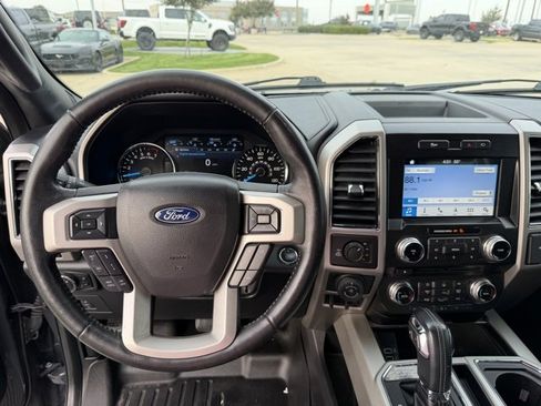 Used 2017 Ford F150 Lariat w/ Equipment Group 502A Luxury image 12