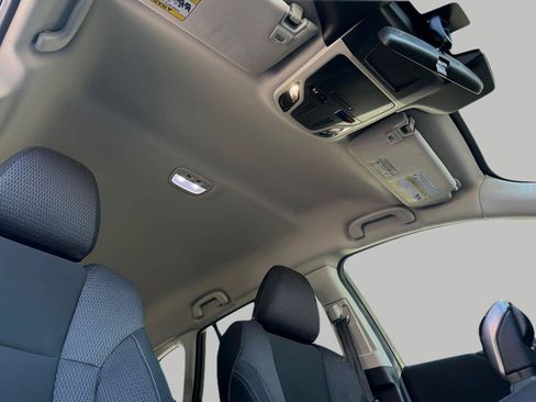 Used 2023 Subaru Outback Premium AWD/4WD image 19