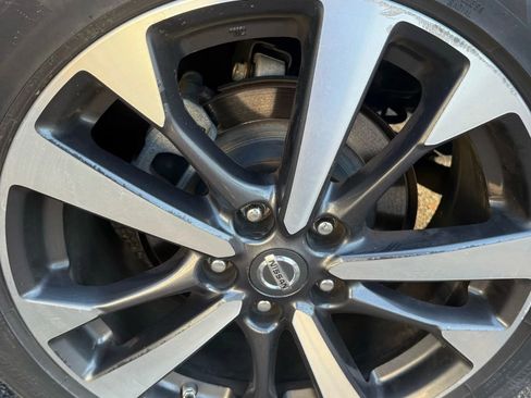 Used 2017 Nissan Altima 2.5 SR image 23