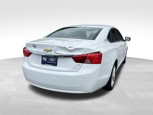 Used 2014 Chevrolet Impala LT w/ Convenience Package FWD image 3