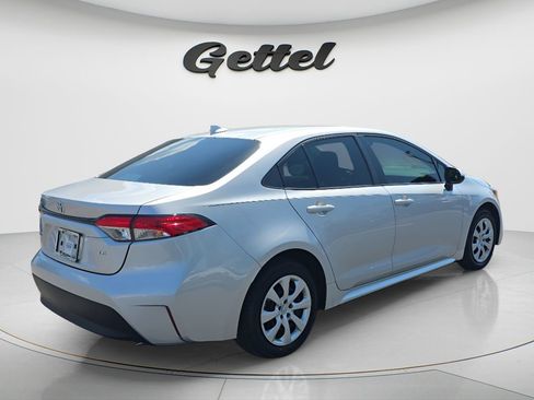 Used 2024 Toyota Corolla LE image 5