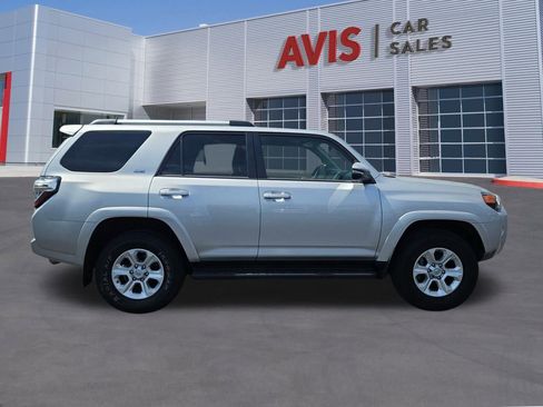 Used 2024 Toyota 4Runner SR5 Premium AWD/4WD image 5