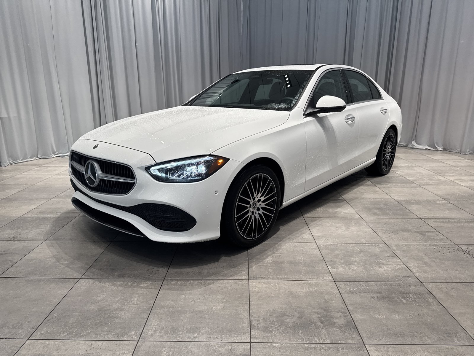 Used 2025 Mercedes-Benz C 300 4MATIC Sedan image 1