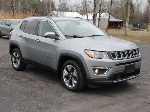 Used 2021 Jeep Compass Limited AWD/4WD image 3