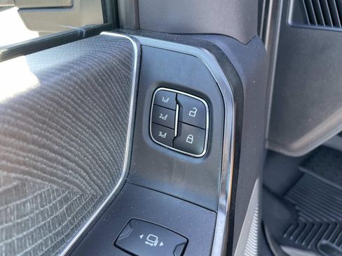 Used 2024 Ford F250 Platinum AWD/4WD image 46