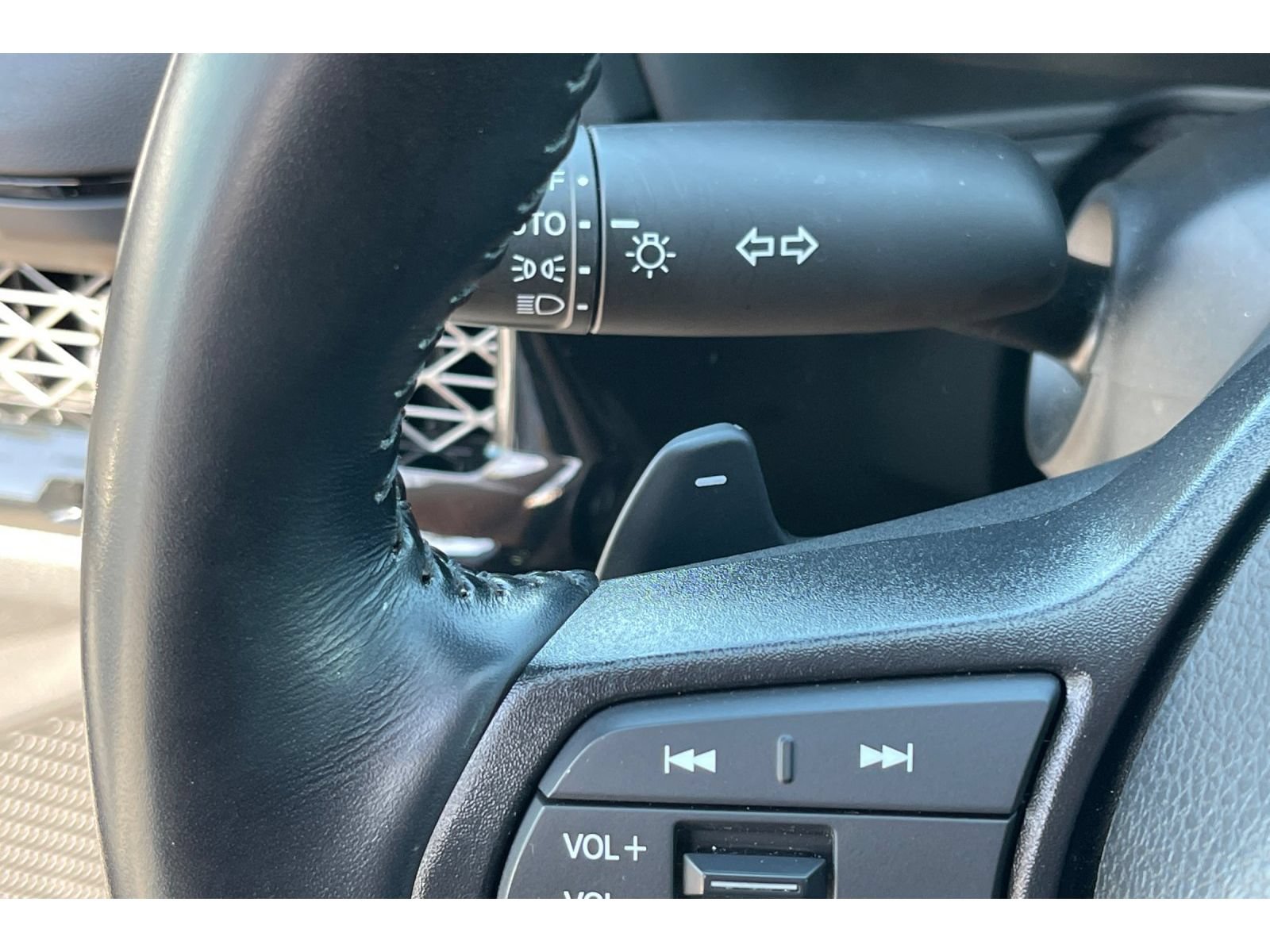 Used 2025 Honda Accord EX-L image 35