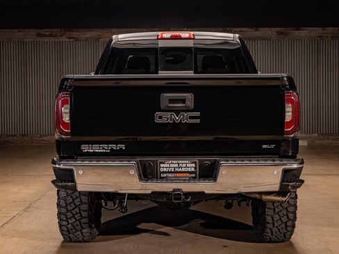 Used 2018 GMC Sierra 1500 SLT image 8