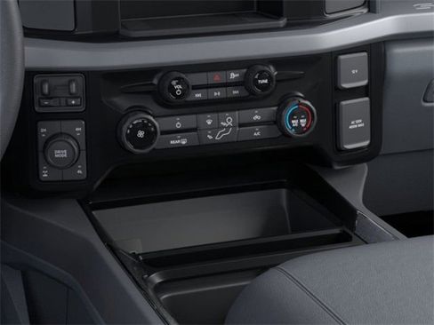 New 2025 Ford F350 XLT w/ FX4 Off-Road Package image 15