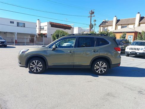 Certified 2023 Subaru Forester Limited image 4