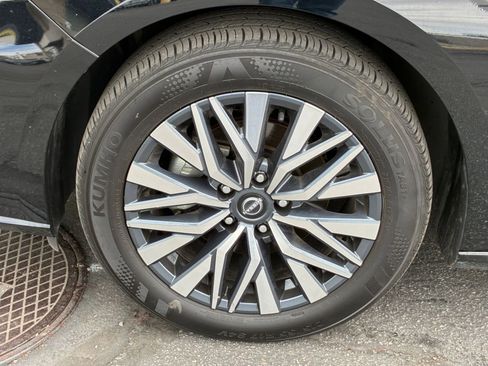 Used 2025 Nissan Altima 2.5 SV image 31