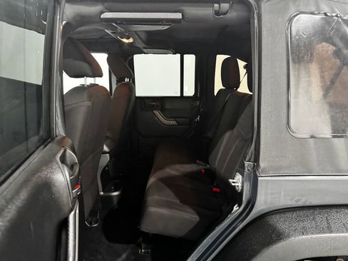 Used 2017 Jeep Wrangler Unlimited Sport w/ Quick Order Package 23S image 15