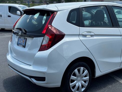 Used 2019 Honda Fit LX image 37