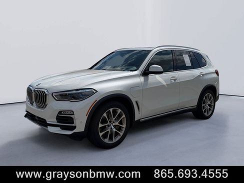 Used 2021 BMW X5 xDrive45e w/ Executive Package AWD/4WD image 7