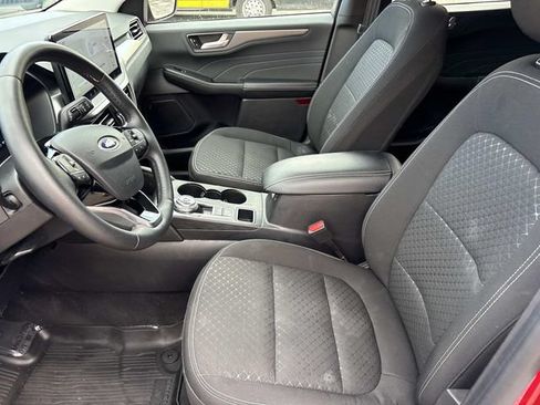 Used 2023 Ford Escape Active w/ Tech Pack #2 AWD/4WD image 12