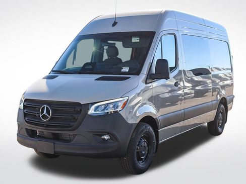 New 2025 Mercedes-Benz Sprinter 2500 image 3