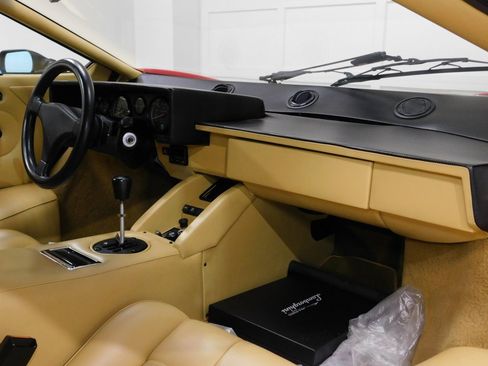 Used 1986 Lamborghini Countach Coupe image 76