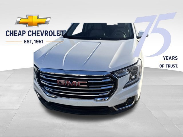 Used 2023 GMC Terrain SLT FWD image 2