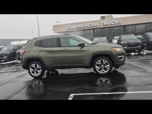 Used 2019 Jeep Compass Limited image 9