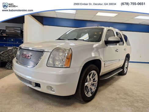 Used 2011 GMC Yukon Denali image 19