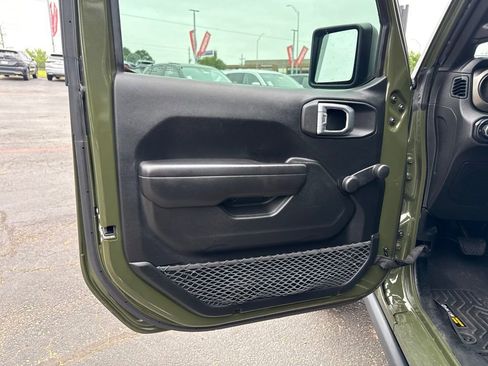 Used 2021 Jeep Wrangler Unlimited Sport AWD/4WD image 10