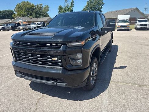 Used 2023 Chevrolet Silverado 2500 Custom w/ Custom Value Package AWD/4WD image 5