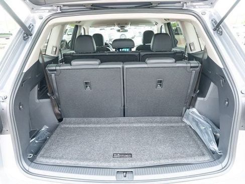 New 2026 Volkswagen Atlas SE FWD image 36