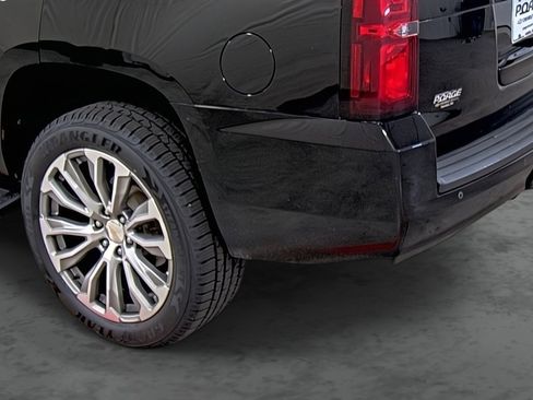 Used 2018 Chevrolet Tahoe LT image 9