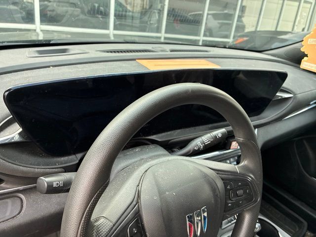 Used 2024 Buick Envista Preferred w/ Advanced Safety Package FWD image 22
