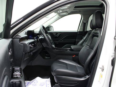Used 2026 Lincoln Aviator Reserve w/ Jet Appearance Package AWD/4WD image 12