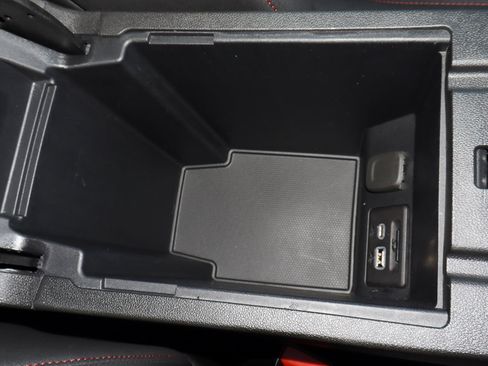 Used 2025 Chevrolet Blazer RS image 27