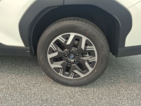 Certified 2026 Subaru Forester AWD/4WD image 9