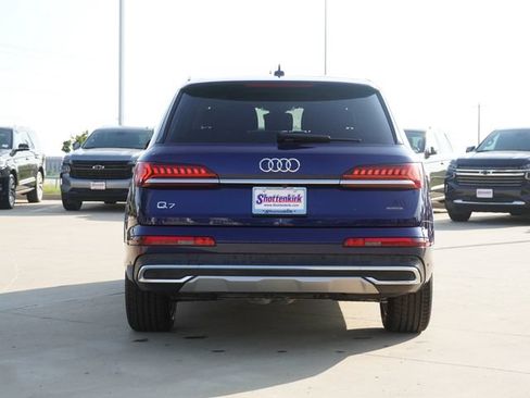 Used 2022 Audi Q7 3.0T Premium Plus w/ Premium Plus Package AWD/4WD image 8