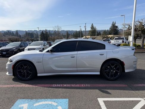 Used 2020 Dodge Charger R/T w/ Plus Group image 5