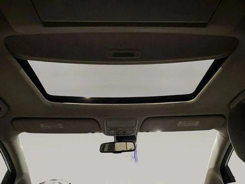 Used 2017 Honda Odyssey Touring image 10