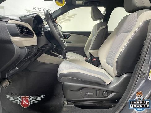 Used 2025 Subaru Forester Premium AWD/4WD image 12