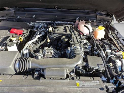 Used 2025 Jeep Gladiator Mojave image 29