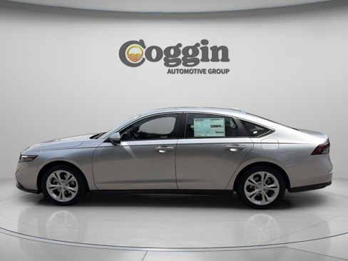 New 2026 Honda Accord LX image 2