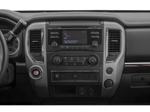 Used 2018 Nissan Titan SV w/ SV Convenience Package image 13