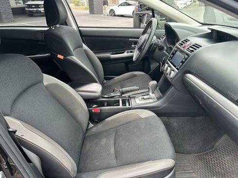 Used 2017 Subaru Crosstrek 2.0i Premium AWD/4WD image 31
