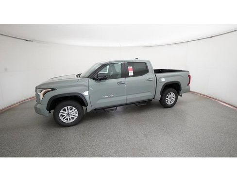 New 2025 Toyota Tundra SR5 w/ SR5 Premium Package AWD/4WD image 2