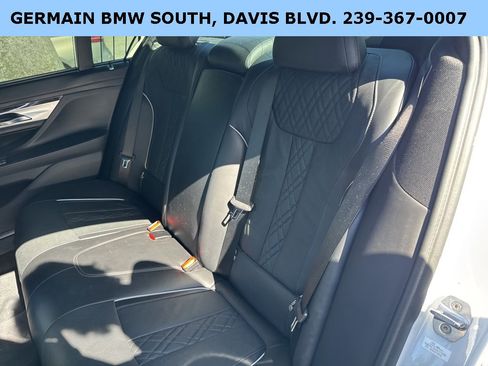Used 2019 BMW 750i w/ Executive Package image 39