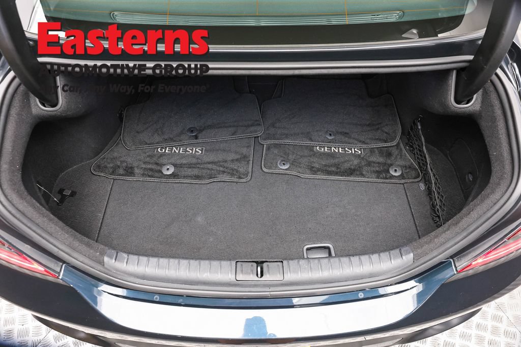 Used 2025 Genesis G70 2.5T RWD image 10