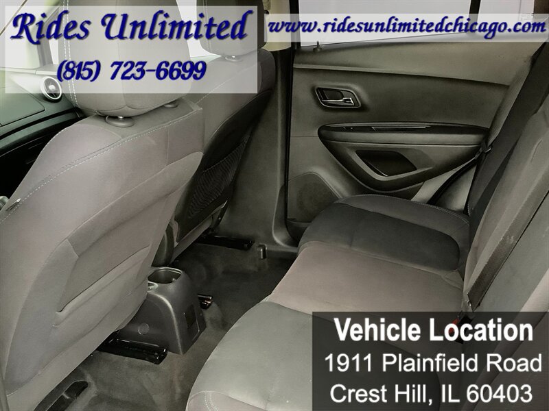 Used 2016 Chevrolet Trax LS FWD image 28