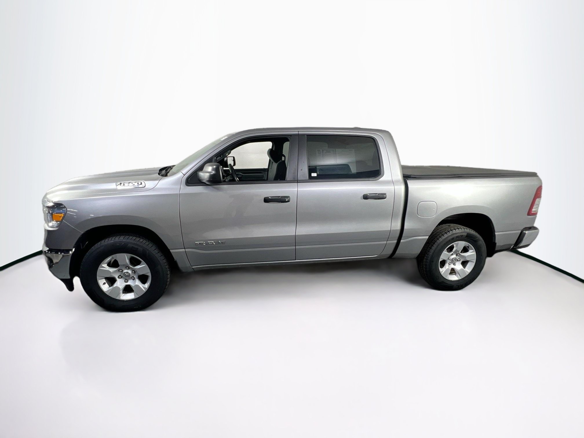 Used 2023 RAM 1500 Lone Star AWD/4WD image 8