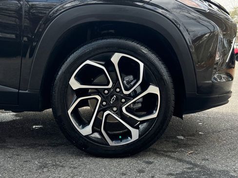 Used 2024 Chevrolet Trax RS image 8